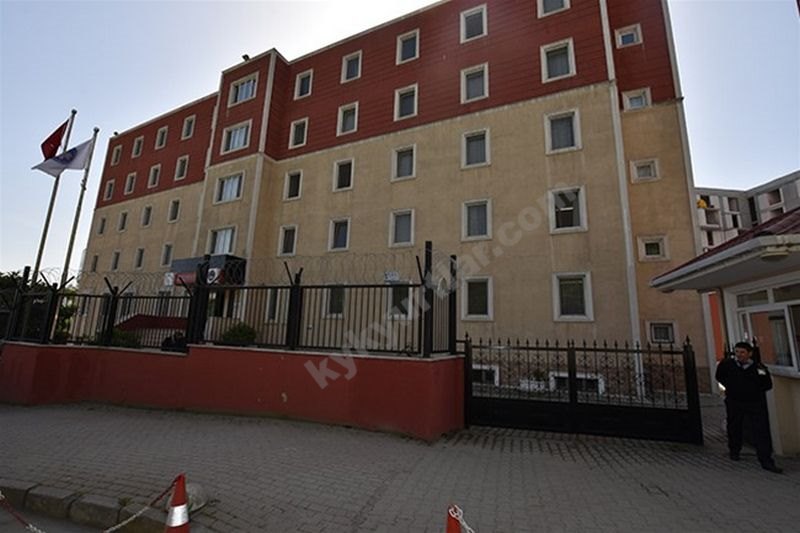 Akkadın Hacı Mustafa Tarman Kyk Kız Öğrenci Yurdu - İstanbul KYK öğrenci yurdu dış görünüşü