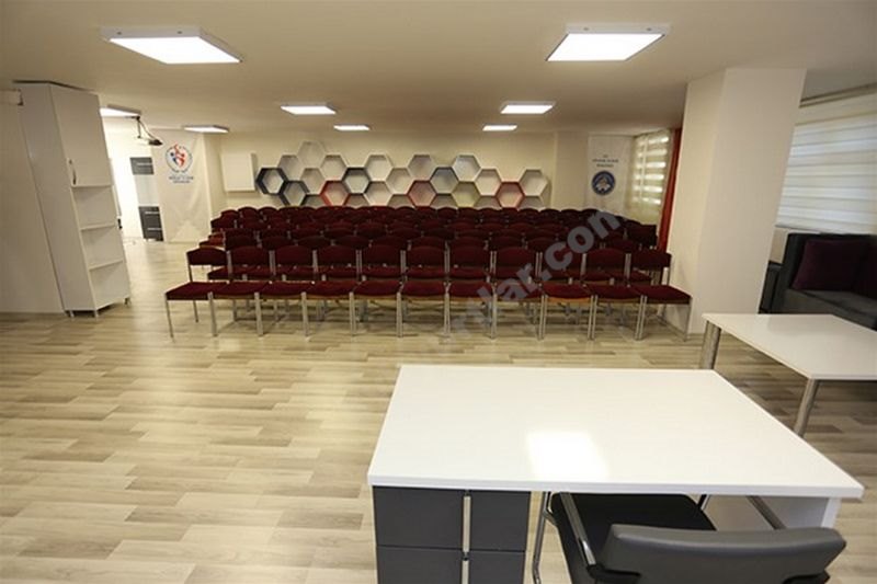 Ankara Atatürk Kyk Kız Öğrenci Yurdu Görseli