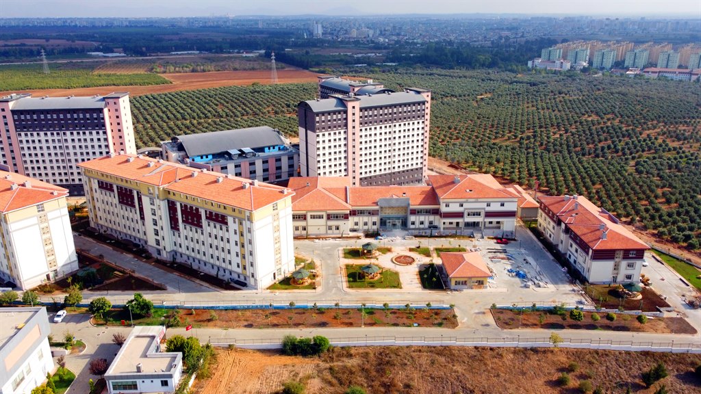Beş Ocak Kyk Kız Öğrenci Yurdu - Adana KYK öğrenci yurdu dış görünüşü
