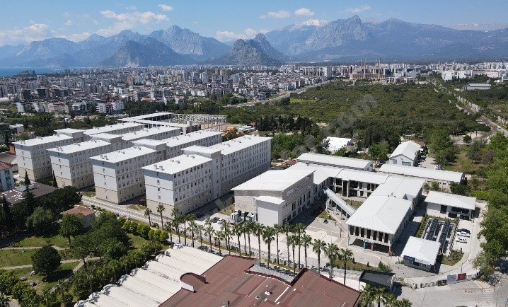 Bezm-i Alem Valide Sultan KYK Kız Öğrenci Yurdu - Antalya KYK öğrenci yurdu dış görünüşü