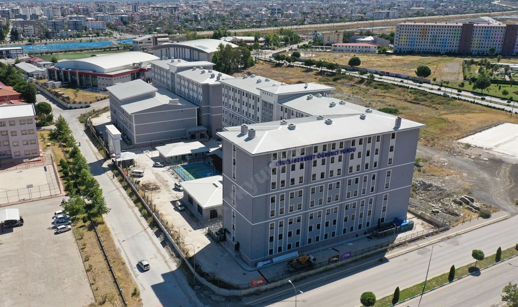 Cebelibereket Kyk Erkek Öğrenci Yurdu - Osmaniye KYK öğrenci yurdu dış görünüşü