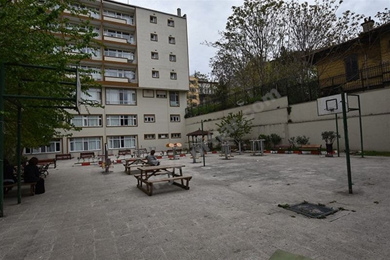 Çemberlitaş Kyk Kız Öğrenci Yurdu Görseli