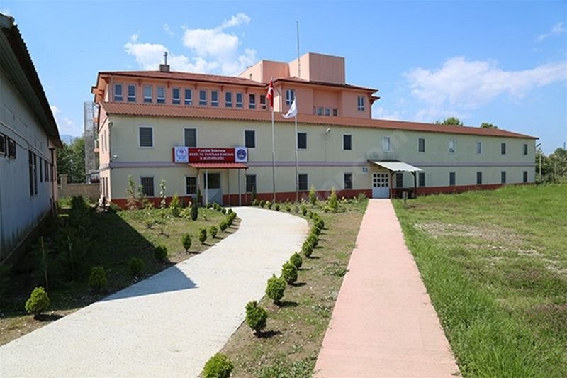 Düzce Avni Akyol Kyk Erkek Öğrenci Yurdu Görseli