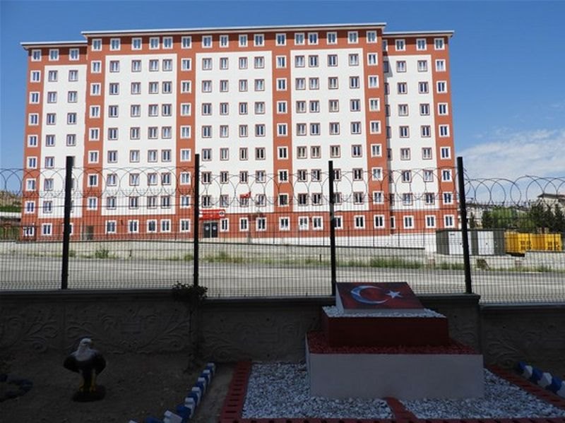 Eşref Bitlis Kyk Kız Öğrenci Yurdu Görseli