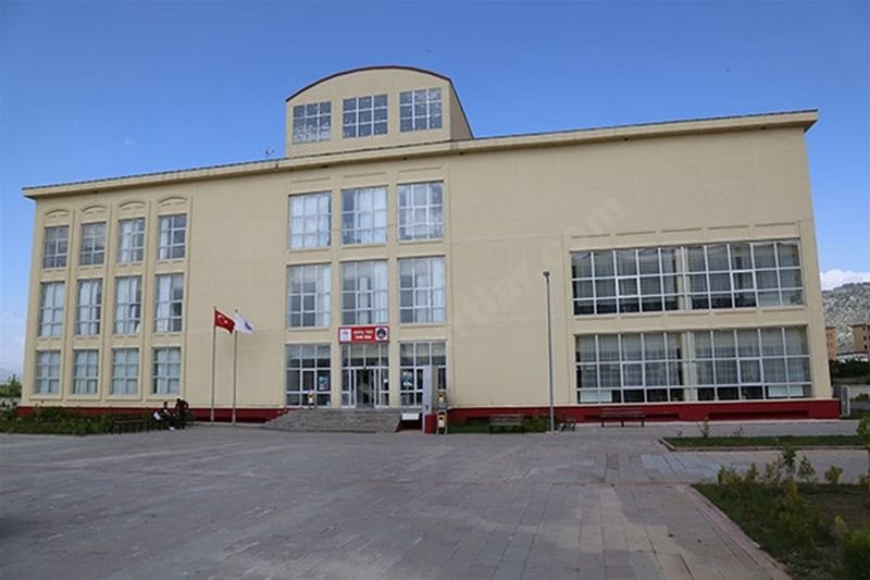 Göksun Kyk Kız Ve Erkek Öğrenci Yurdu - Kahramanmaraş KYK öğrenci yurdu dış görünüşü