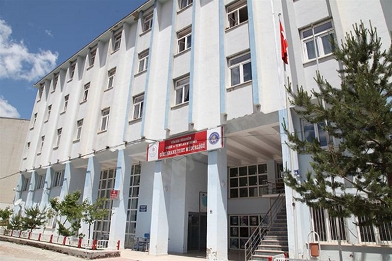 Gümüşhane Kyk Kız Öğrenci Yurdu - Gümüşhane KYK öğrenci yurdu dış görünüşü