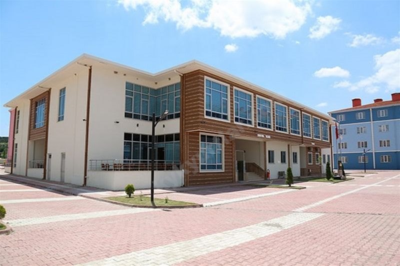 İskilipli Atıf Hoca Kyk Kız Öğrenci Yurdu - Çorum KYK öğrenci yurdu dış görünüşü