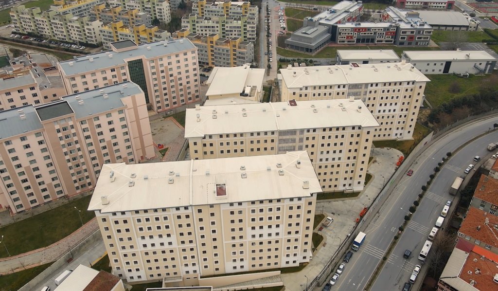 İstanbul-Gülbahar Hatun Kyk Kız Öğrenci Yurdu - İstanbul KYK öğrenci yurdu dış görünüşü