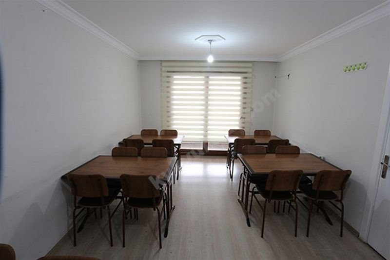 İzmir Barbaros Kyk Erkek Öğrenci Yurdu Görseli