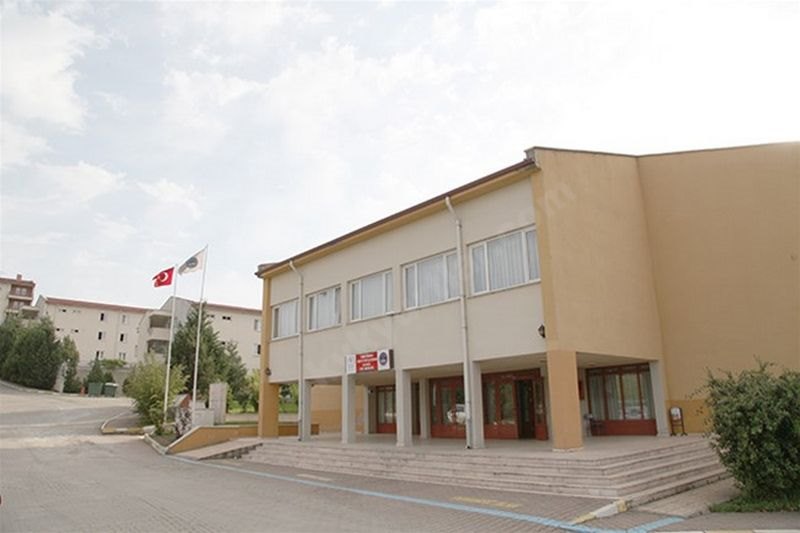 Karabük Kyk Kız Öğrenci Yurdu - Karabük KYK öğrenci yurdu dış görünüşü