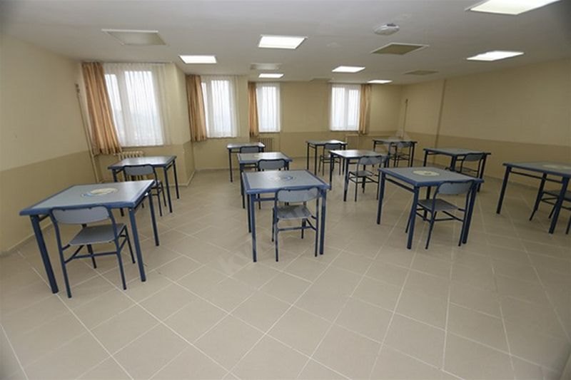 Karamürsel Gazanfer Bilge Kyk Kız Ve Erkek Öğrenci Görseli