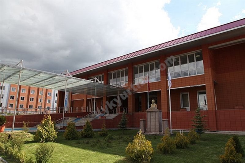 Kazım Karabekir Kyk Kız Öğrenci Yurdu - Erzurum KYK öğrenci yurdu dış görünüşü