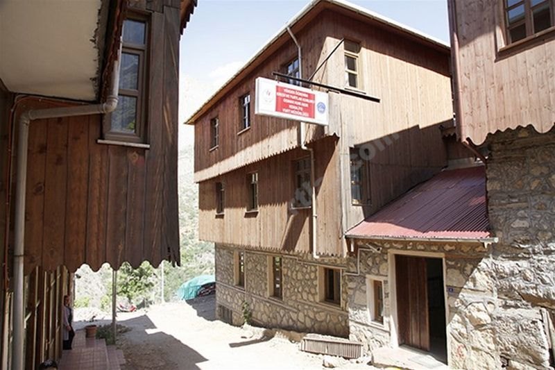 Kemaliye Osman Nuri Akın Kyk Kız Ve Erkek Yurdu - Erzincan KYK öğrenci yurdu dış görünüşü