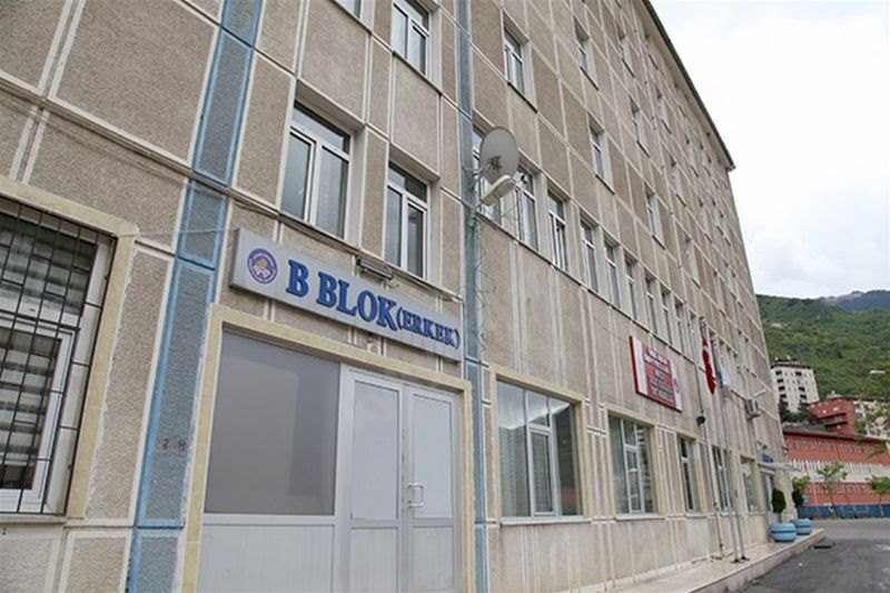 Maçka Şükrü Karadeniz Kyk Kız Ve Erkek Yurdu Görseli