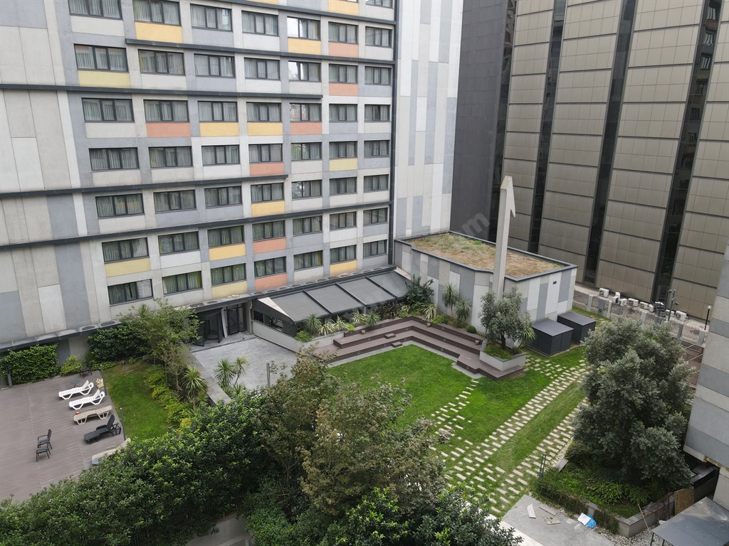 Merter Kyk Kız Öğrenci Yurdu - İstanbul KYK öğrenci yurdu dış görünüşü