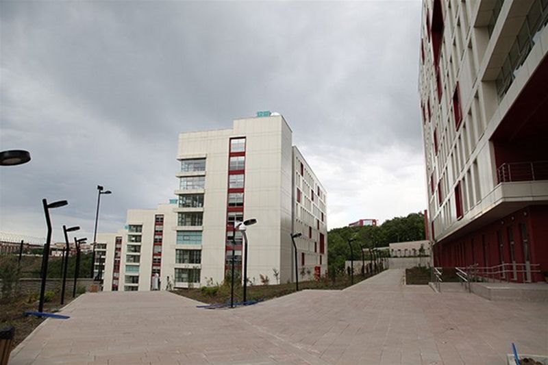 Münevver Ayaşlı Kyk Kız Öğrenci Yurdu Görseli