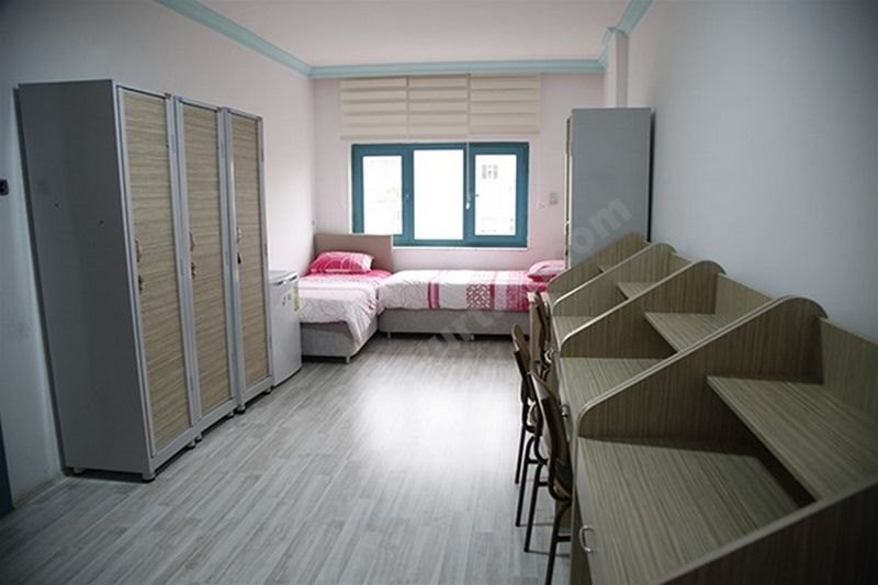 Münevver Ayaşlı Kyk Kız Öğrenci Yurdu Görseli