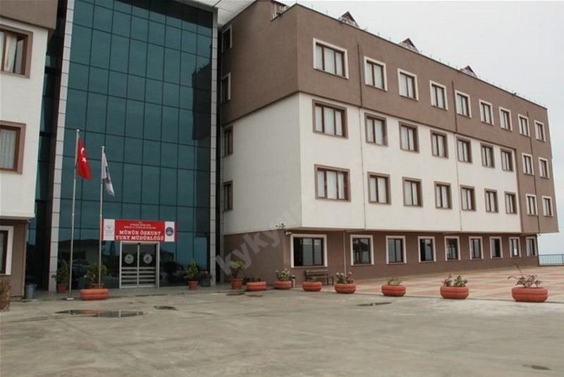 Münür Özkurt Kyk Erkek Öğrenci Yurdu - Trabzon KYK öğrenci yurdu dış görünüşü