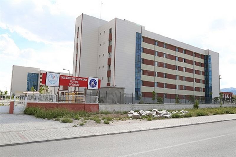 Niğde Milli Piyango Kyk Erkek Öğrenci Yurdu - Niğde KYK öğrenci yurdu dış görünüşü