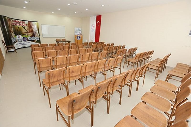 Nilüfer Hatun Kyk Kız Öğrenci Yurdu Görseli