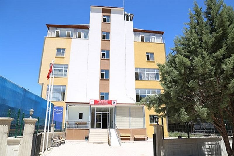 Ömer Bilginoğlu Kyk Erkek Öğrenci Yurdu - Elazığ KYK öğrenci yurdu dış görünüşü