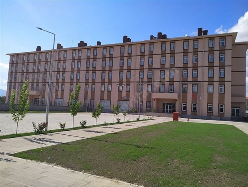 Şarkikaraağaç Kyk Kız Ve Erkek Öğrenci Yurdu - Isparta KYK öğrenci yurdu dış görünüşü