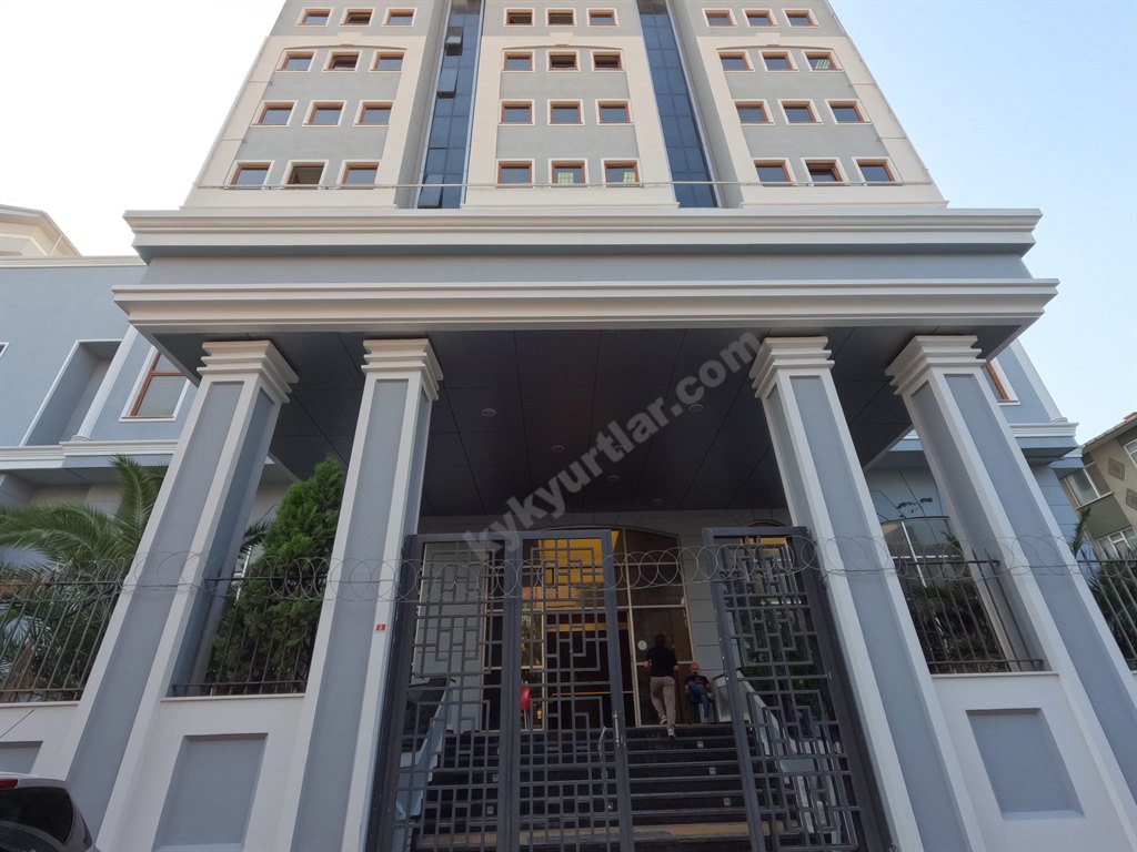 Validebağ Kyk Kız Öğrenci Yurdu - İstanbul KYK öğrenci yurdu dış görünüşü